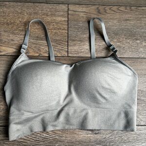 True & Co Gray Adjustable Molded Cup Hook And Eye Nursing Bra Sz Large